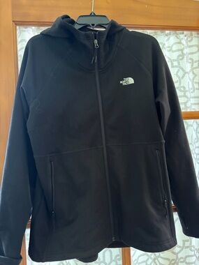 The North Face full zip soft shell fleece